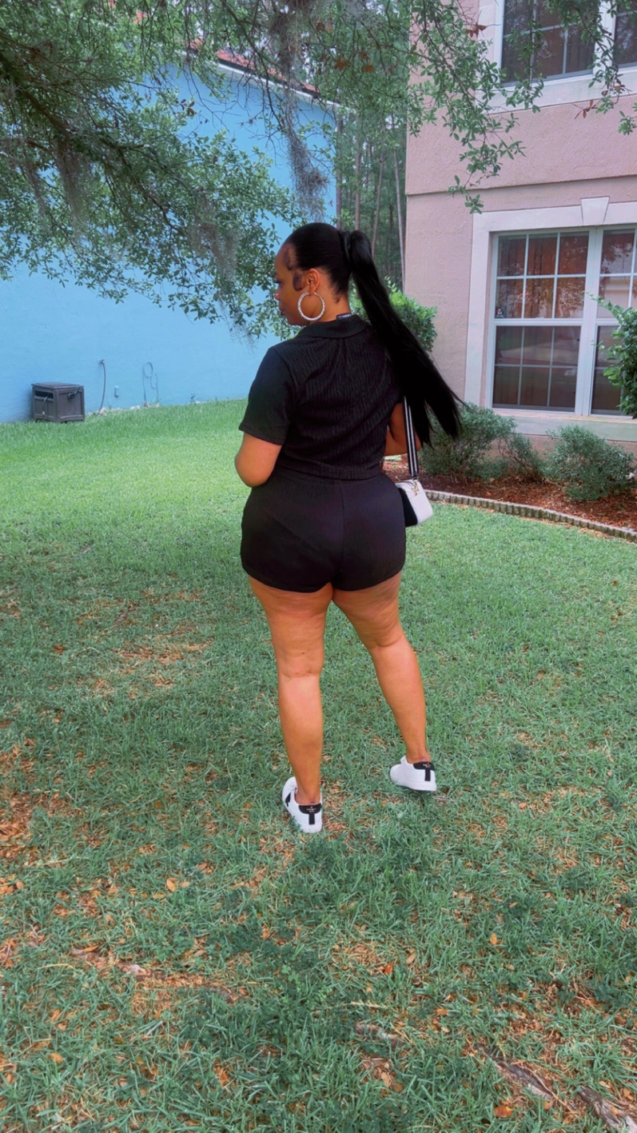 FIND ME IN MALIBU SHORT SET