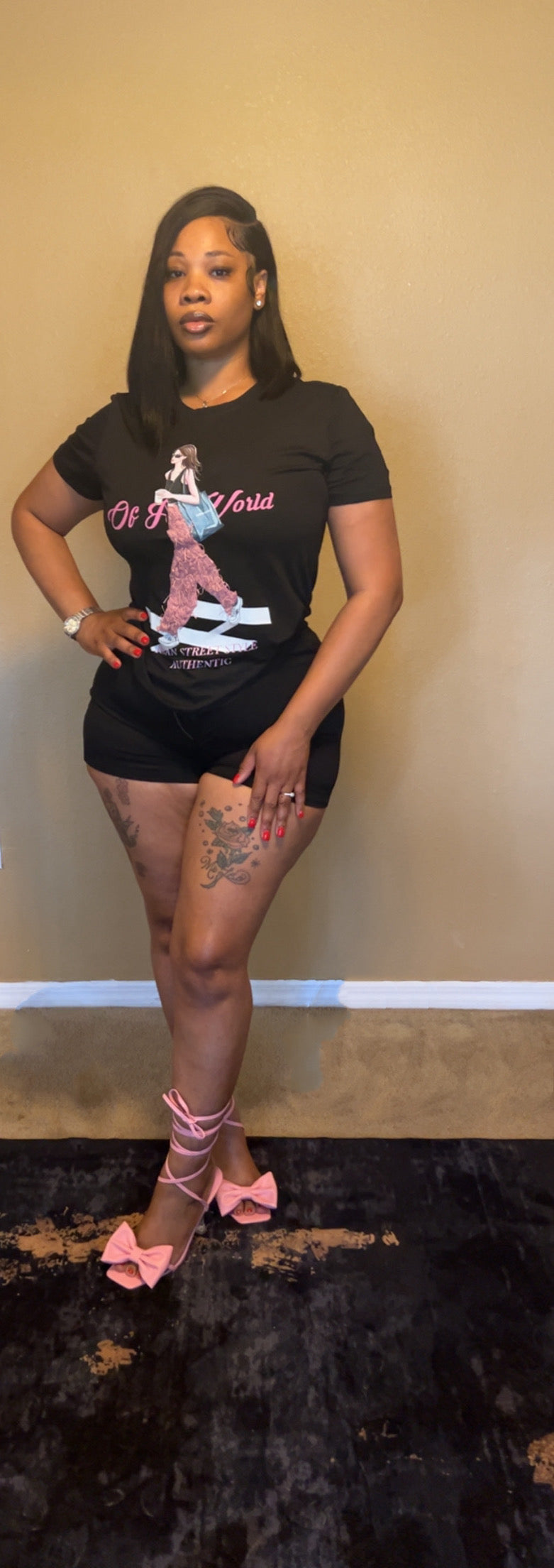 " Pretty Girls Run the World Tee"
